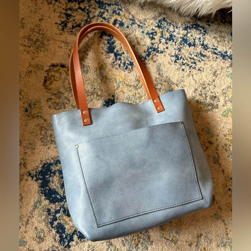 NEW 🦄 PLG Medium Indigo Classic Tote 🦄